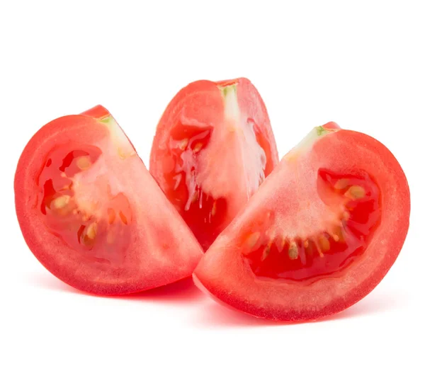 Rebanada de tomate vegetal aislada sobre fondo blanco recorte — Foto de Stock