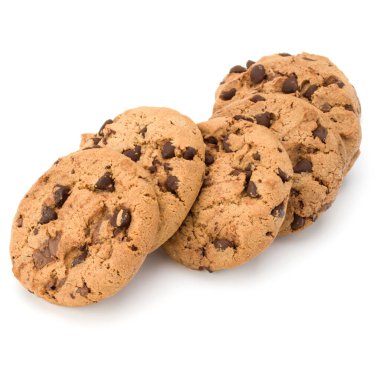 Beyaz arka plan üzerinde izole çikolatalı kurabiye. Tatlı biscu