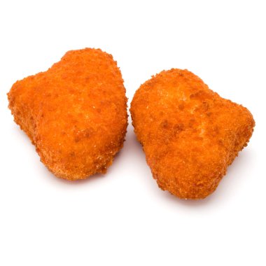 Beyaz arka plan üzerinde izole çıtır tavuk nuggets