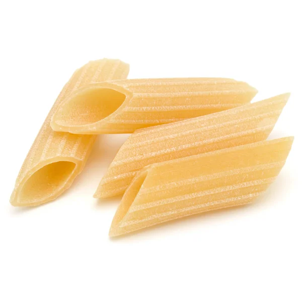 Italiaanse pasta geïsoleerd op een witte achtergrond. Pennoni. Penne rigat — Stockfoto