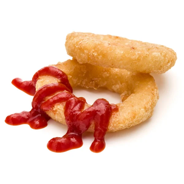 Křupavou smaženou cibulkou nebo ring kalamáry s kečupem izolované o — Stock fotografie