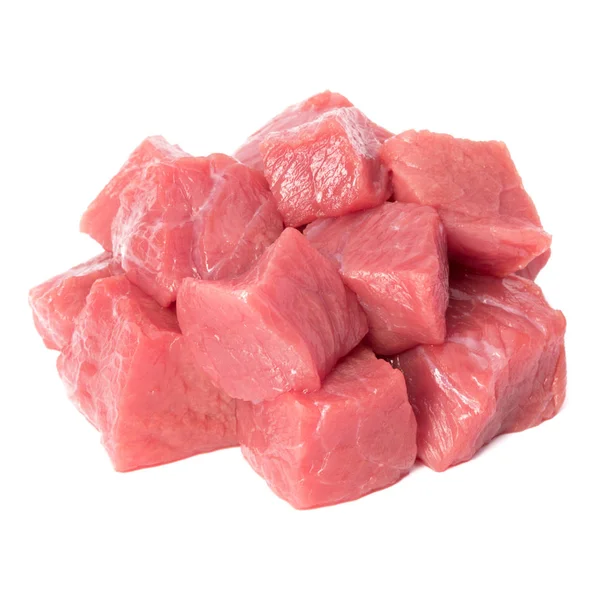 Carne di manzo tritata cruda pezzi isolati om sfondo bianco tagliato ou — Foto Stock