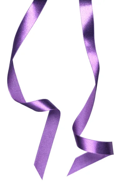 Glanzend satijn lint in lavendel kleur geïsoleerd op een witte pagina — Stockfoto