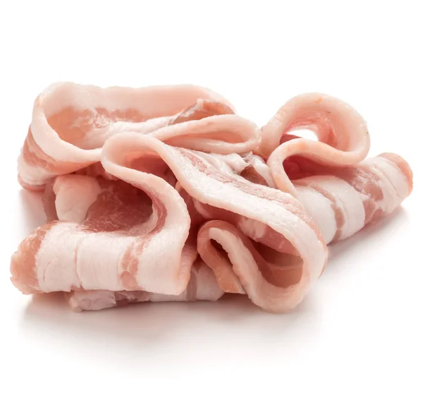 Skivade fläsk bacon isolerad på vit bakgrund cutout — Stockfoto