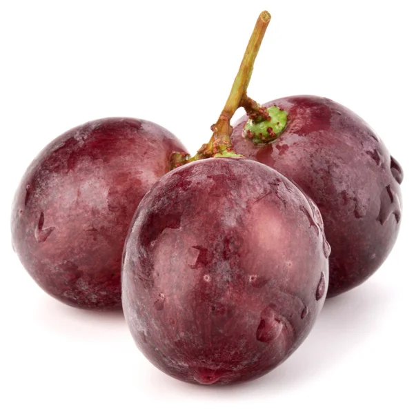 Grappolo di uva rossa isolato su sfondo bianco ritaglio — Foto Stock