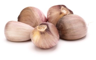 Beyaz arka plan üzerinde kesme izole diş sarımsak