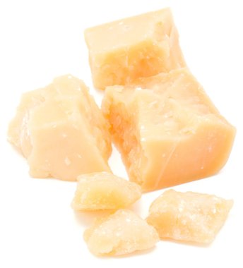 Beyaz arka plan kesme izole rendelenmiş parmesan peyniri