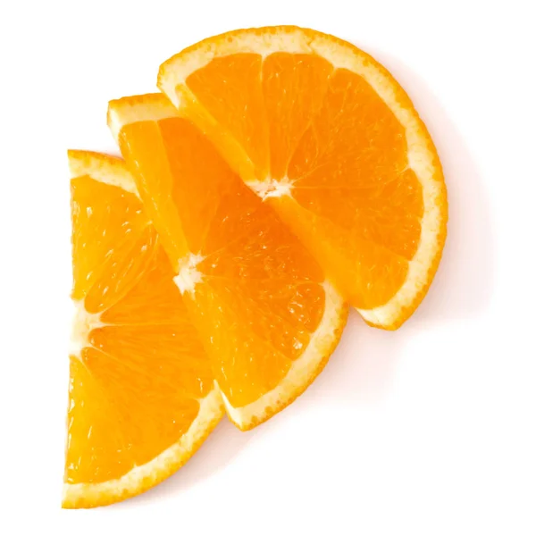 橙色水果片隔离在白色背景特写镜头 食物背景 平面布局 顶部视图 — 图库照片