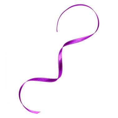 Beyaz arka plan üzerinde izole parlak saten şerit.