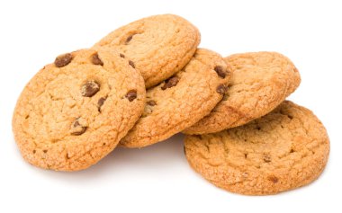 Beyaz arka planda izole edilmiş çikolatalı kurabiyeler. Tatlı bisküviler. Ev yapımı pasta..