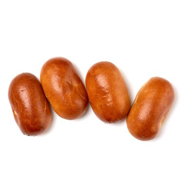 Ev yapımı mantı, Rus doldurulmuş pasta. Beyaz arka plan üzerinde izole pirozhki. Düz yatıyordu, en iyi görünümü.