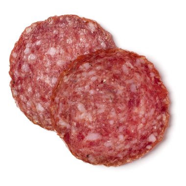 Beyaz arka plan closeup izole salam dilimleri. Sosis t