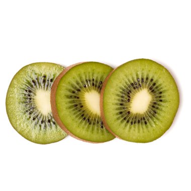 Beyaz arka plan closeup izole üç kivi meyve dilimleri. Ki