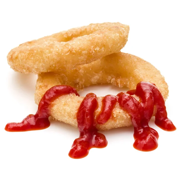 Křupavou smaženou cibulkou nebo ring kalamáry s kečupem izolované o — Stock fotografie