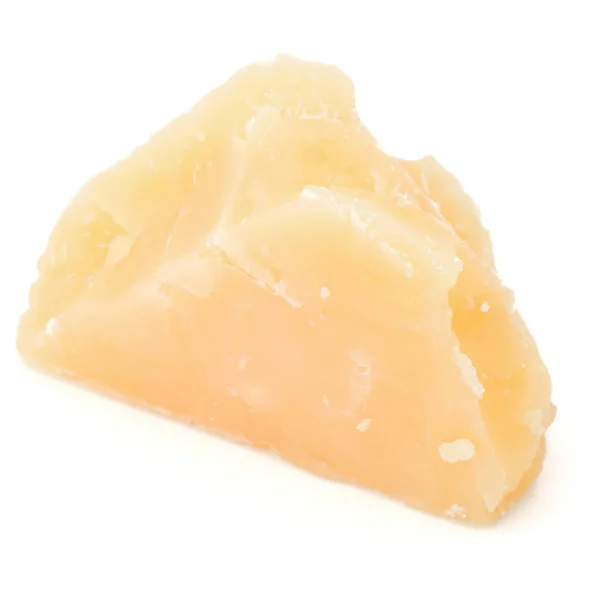 Nepozastavili sýr parmezán izolovaných na bílém pozadí Vystřižení — Stock fotografie