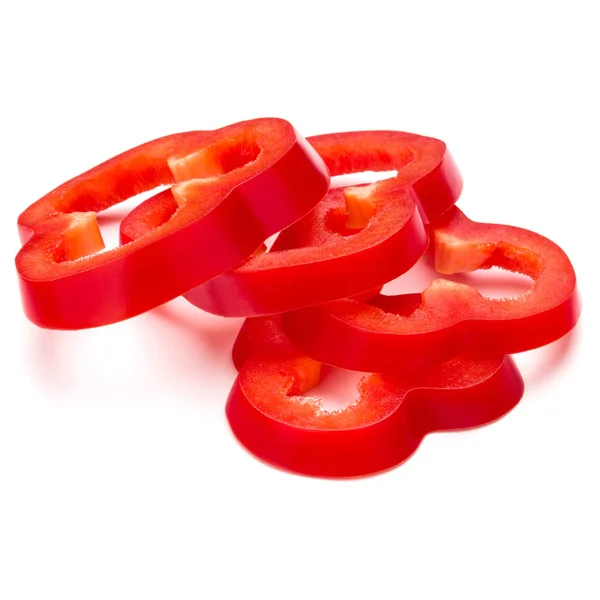 Červená sladká paprika plátky izolované na bílém pozadí cut out — Stock fotografie