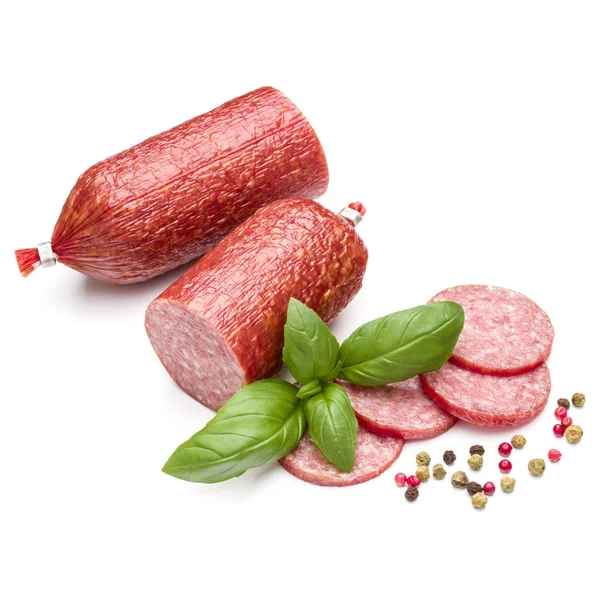 Salame affumicato salsiccia, foglie di basilico e grani di pepe isolati su — Foto Stock