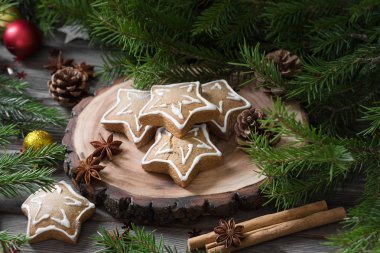 Zencefilli bisküvi. Noel kompozisyon