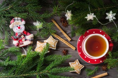 Çay zencefil kurabiye. Noel kompozisyon