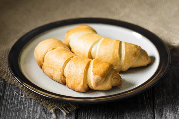 Brötchen Auf Einem Holztisch Rustikaler Stil — Stockfoto