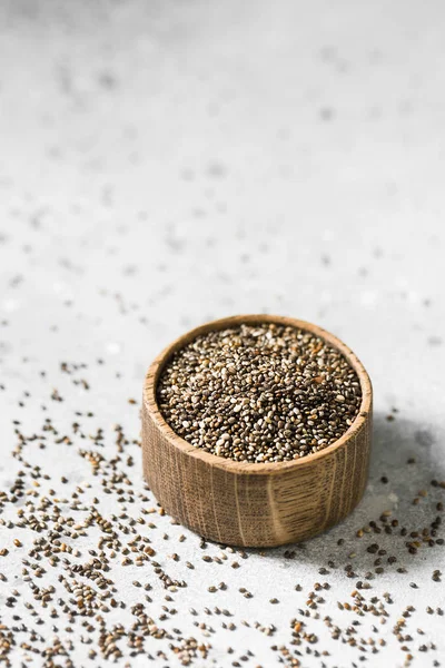 Semillas Chía Tazón Madera Sobre Fondo Claro Para Una Nutrición —  Fotos de Stock