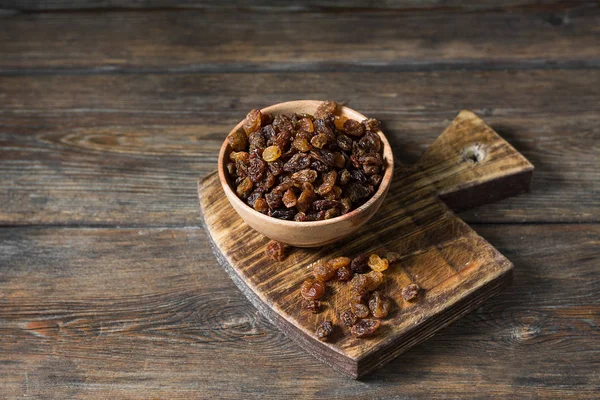Raisins Wooden Bowl Wooden Table Rustic Style — Stock Photo, Image