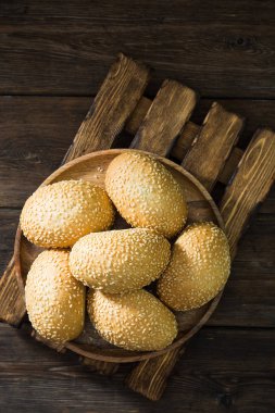 Susam tohumu ile çörekler. Pasta. Rustik tarzı