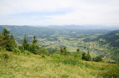 Dağlardaki muhteşem vadi