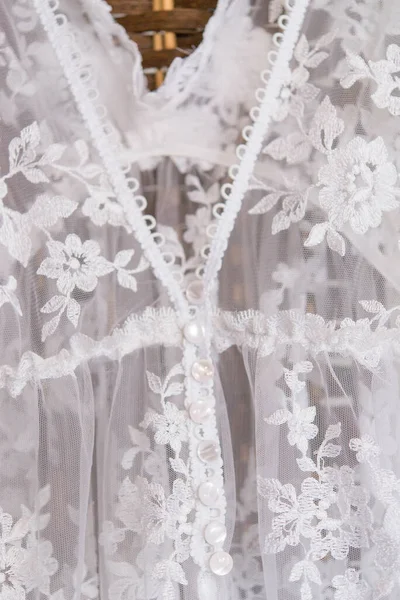 美しいウェディングドレスの詳細 — ストック写真