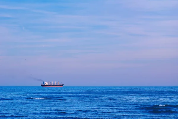 Buque Carga Mar Negro —  Fotos de Stock