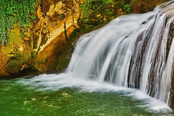 中德里亚诺沃 保加利亚的瀑布 — 图库照片