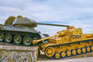 Sovyet Tankı 2. Dünya Savaşı 'nda Alman tankını yendi.