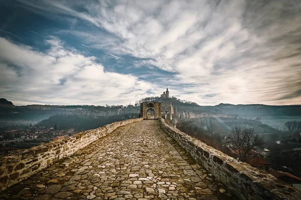Вхід Фортеці Царевець Велико Тирново Болгарія — стокове фото