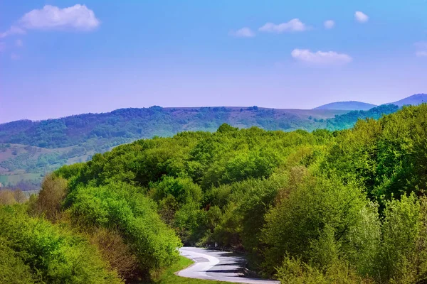 Montañas Cárpatos en Rumania — Foto de Stock