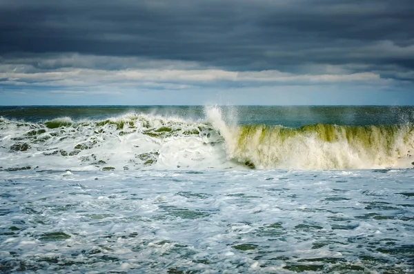 Vague sur la mer Noire — Photo