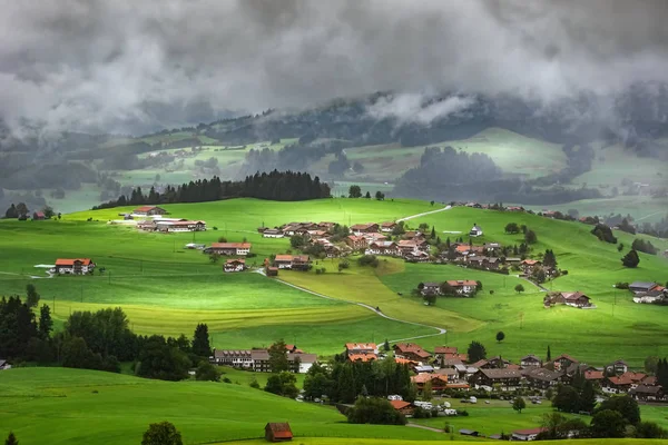 Widok miasta Obermaiselstein — Zdjęcie stockowe
