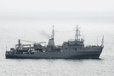 Denizdeki Degaussing gemisi