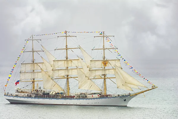 Sailing Ships in the Sea — Stock Photo, Image