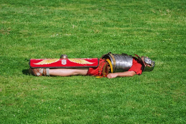 Alba Iulia Rumania Mayo 2019 Derrotado Legionario Romano Durante Festival — Foto de Stock