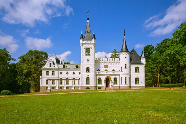 Old Palace Stameriena Latvia — Stock Photo, Image
