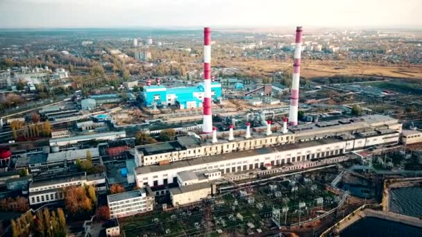 Vlucht over Voronezh thermische centrale — Stockvideo