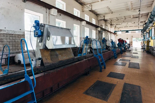 Avloppsreningsverk. Maskiner för rening av avloppsvatten — Stockfoto