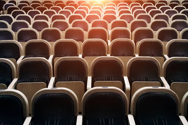Leere Säle von Theater, Kino, Konferenz, Versammlung oder Konferenzsaal — Stockfoto