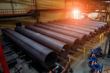 Depoda su veya gaz boru hattı inşaatı için çelik borular