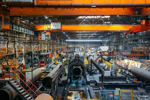Línea de producción de fábrica de tuberías — Foto de Stock