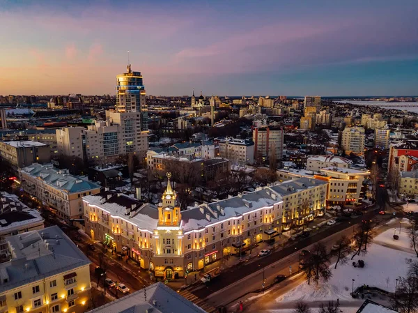 Night Voronezh Downtown District. Luchtfoto panoramisch uitzicht genomen door — Stockfoto