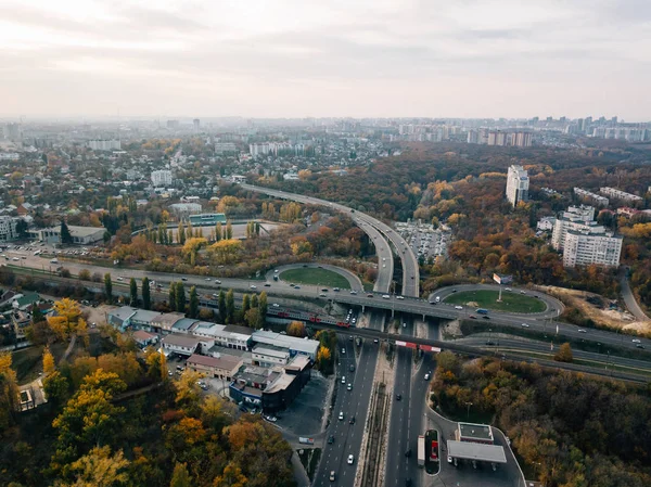 Voronej'de büyük ulaşım kavşağı, havadan görünüm