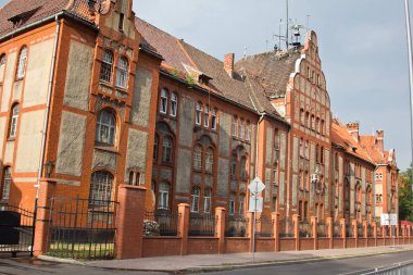 Baltiysk bir kiremit çatı ile Alman tarzında eski konak,