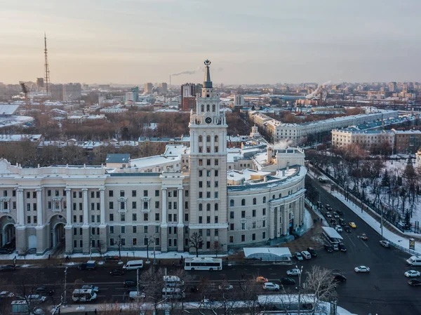 Boa noite, inverno Voronezh. Construção da administração ferroviária do Sudeste — Fotografia de Stock