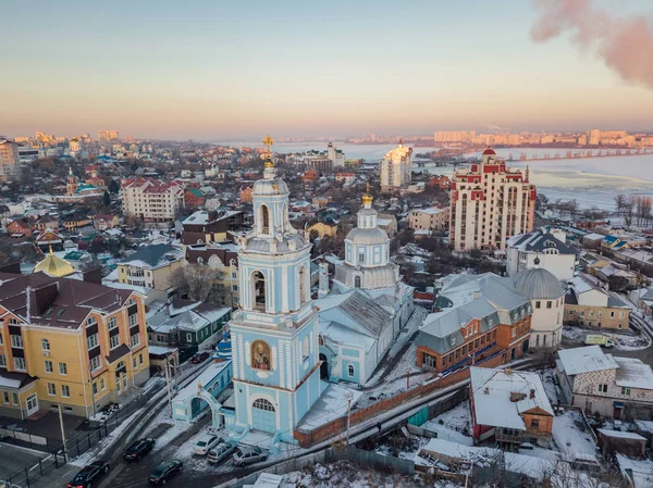 Avond winter Voronezh, luchtfoto van drone. Kerk van St. N — Stockfoto